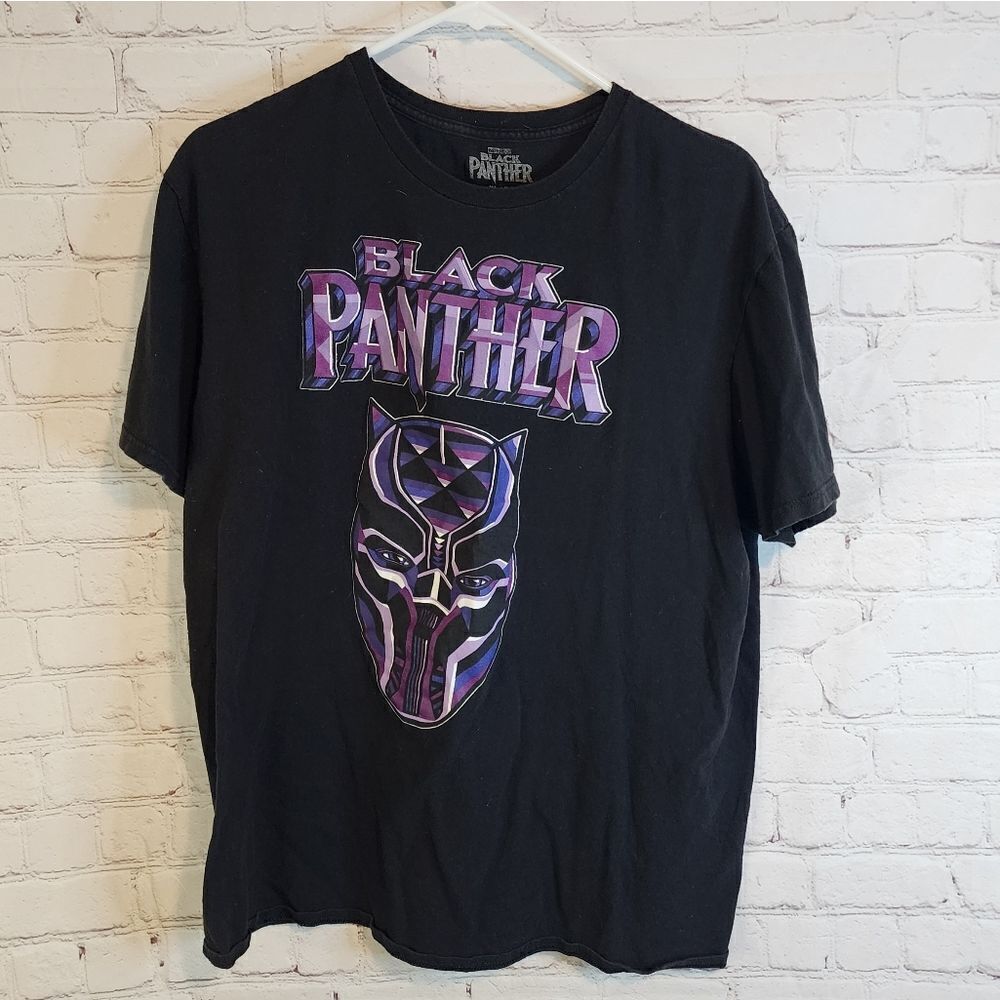 Men's Marvel Black Panther shirt, size XL